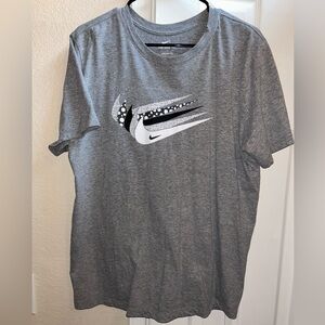 Nike T-Shirt - Men’s Large Shirt
